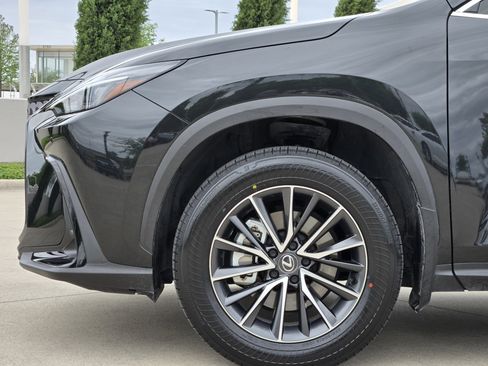 Used 2024 Lexus NX 350h AWD image 14
