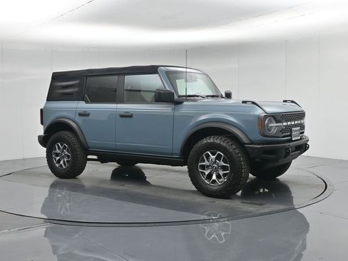 Used 2021 Ford Bronco Badlands image 7