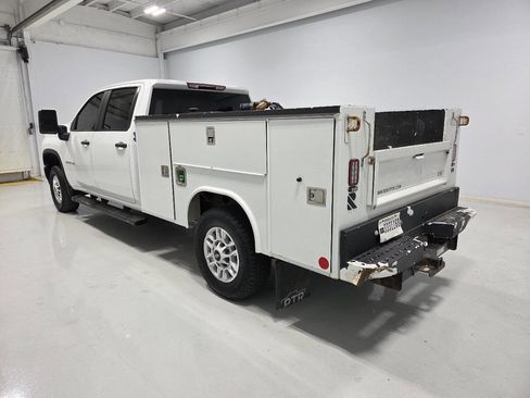 Used 2022 Chevrolet Silverado 2500 W/T w/ WT Fleet Convenience Package image 5
