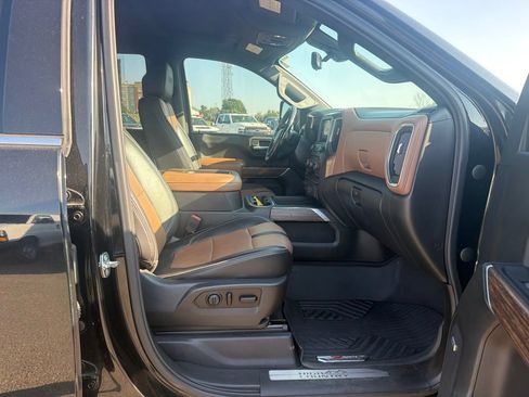 Used 2020 Chevrolet Silverado 2500 High Country w/ Technology Package AWD/4WD image 38