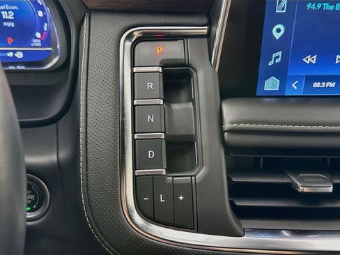 Used 2023 Chevrolet Tahoe Premier RWD image 27