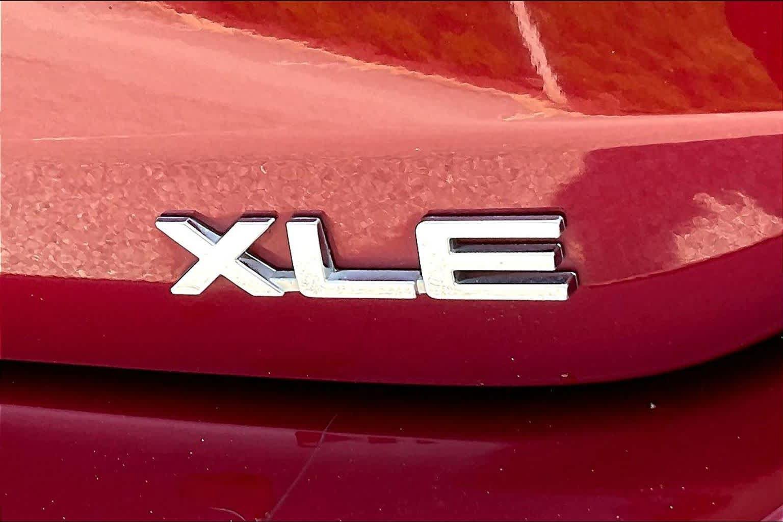 Used 2023 Toyota Highlander XLE FWD image 10
