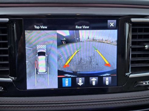 Used 2017 Chrysler Pacifica Limited w/ UConnect Theater Package image 32