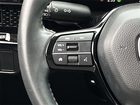 Used 2024 Honda CR-V EX-L image 14