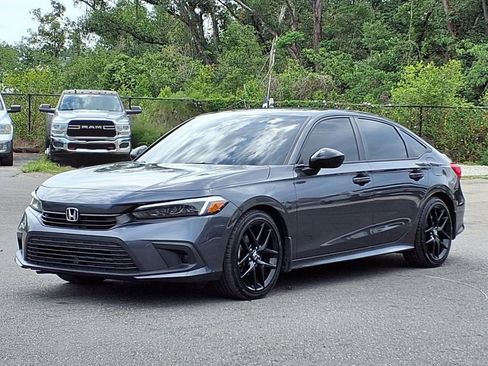 Used 2024 Honda Civic Sport image 3