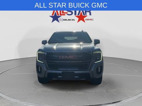 Used 2023 GMC Yukon AT4 w/ Technology Package AWD/4WD image 2