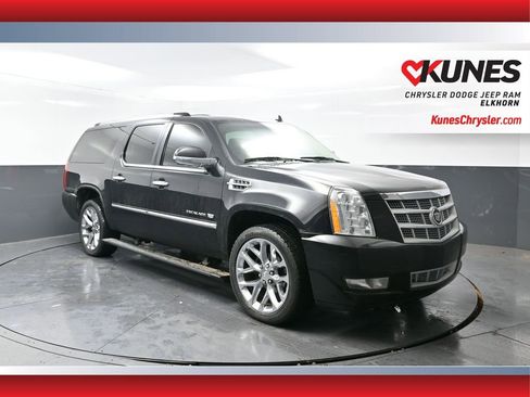 Used 2012 Cadillac Escalade ESV Platinum image 1