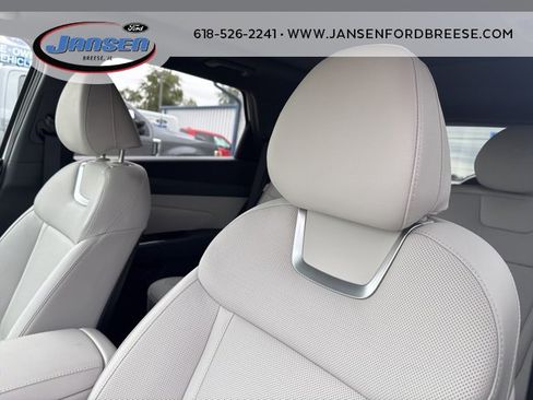 Used 2025 Hyundai Tucson Limited image 11