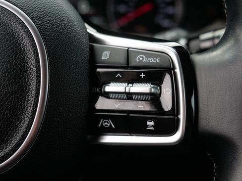 Certified 2022 Kia Sorento X-Line EX image 29