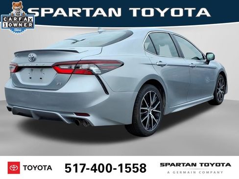 Used 2024 Toyota Camry SE FWD image 7