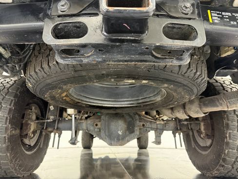 Used 2021 Ford F350 Platinum w/ Tremor Off-Road Package image 50