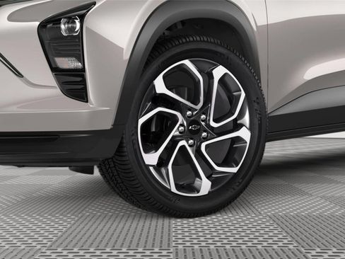 New 2026 Chevrolet Trax RS w/ Sunroof Package FWD image 29