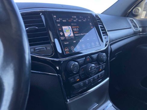 Certified 2021 Jeep Grand Cherokee Limited image 22