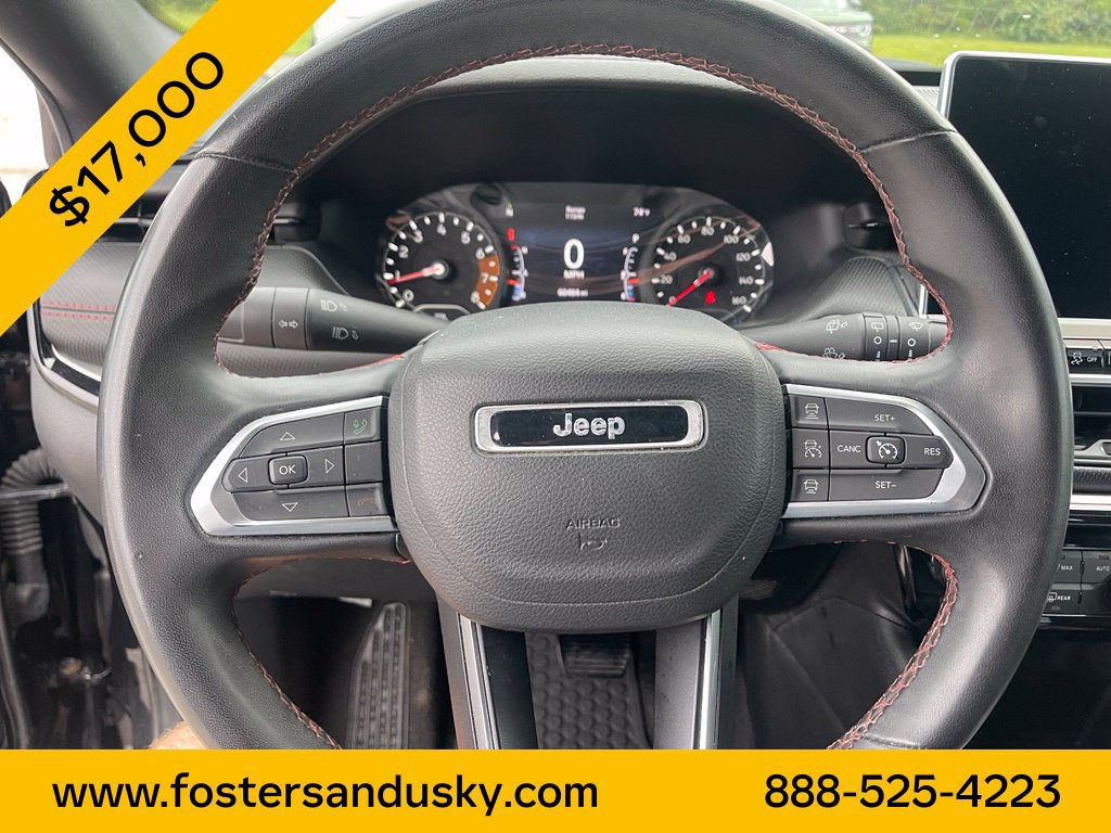 Used 2024 Jeep Compass Trailhawk AWD/4WD image 10