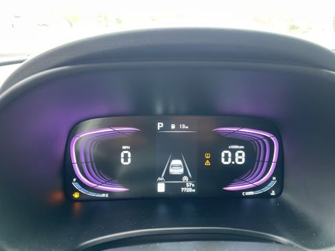 Used 2025 Kia Soul LX w/ LX Technology Package image 12