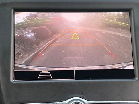 Used 2022 Chevrolet Equinox LT FWD image 36