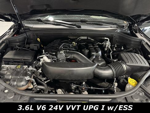 Used 2022 Dodge Durango GT image 12