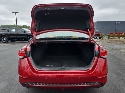 Used 2024 Nissan Sentra SV w/ SV Premium Package image 15