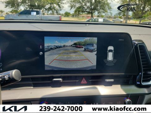Certified 2025 Kia Sportage EX FWD image 28