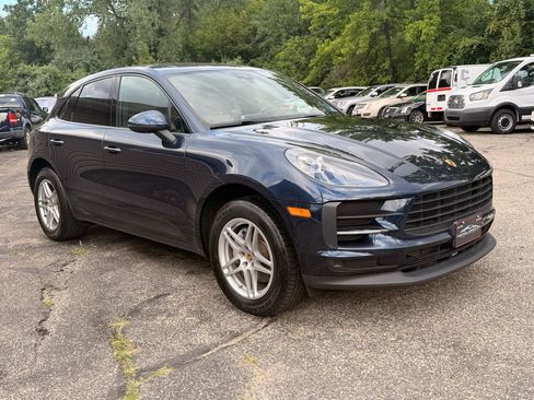 Used 2019 Porsche Macan AWD/4WD image 9