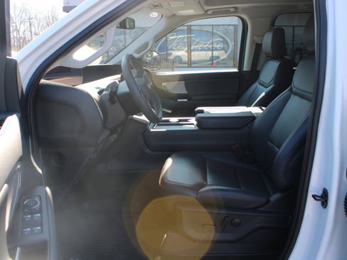 Certified 2025 Ford Expedition Max Active image 25