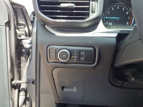 Used 2024 Ford Explorer XLT w/ Equipment Group 202A AWD/4WD image 16