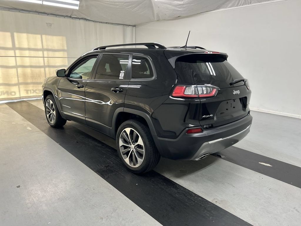 Certified 2022 Jeep Cherokee Limited w/ Elite Package AWD/4WD image 7