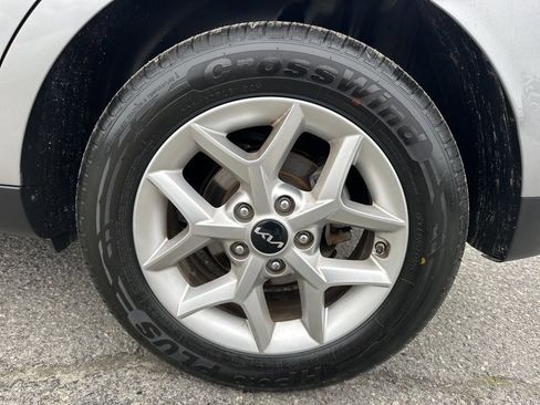 Used 2024 Kia Soul LX w/ Option Group 015 image 25