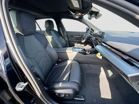 New 2027 BMW 530i RWD image 23