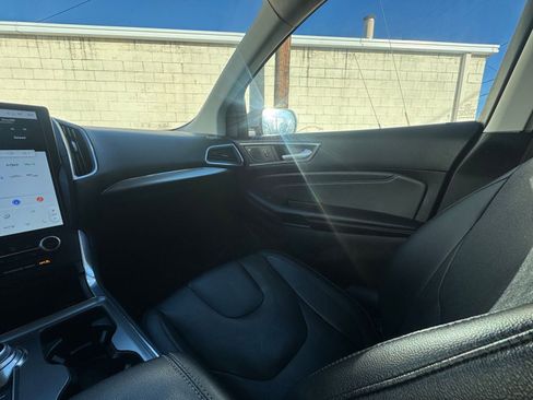 Used 2022 Ford Edge Titanium w/ Equipment Group 301A image 35