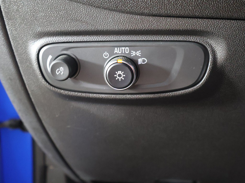 Used 2024 Chevrolet Equinox LT w/ LPO, Floor Liner Package FWD image 36