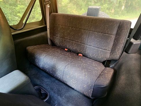 Used 2001 Jeep Wrangler Sport image 12