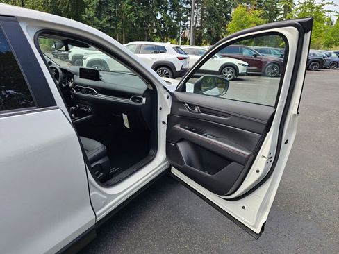 New 2025 MAZDA CX-5 Carbon Edition image 29