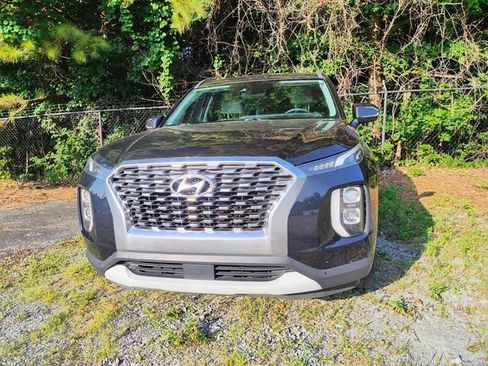 Used 2020 Hyundai Palisade SEL w/ Convenience Package FWD image 2