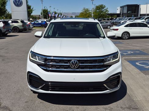 Used 2021 Volkswagen Atlas SE w/ Panoramic Sunroof Package AWD/4WD image 11