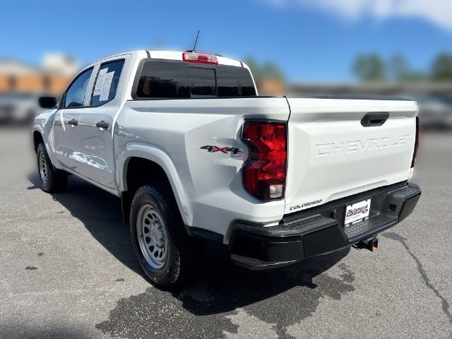 Used 2023 Chevrolet Colorado W/T w/ WT Convenience Package AWD/4WD image 6