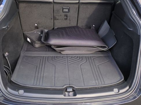 Used 2024 Tesla Model Y Long Range image 21