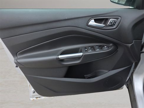 Used 2014 Ford Escape Titanium image 17