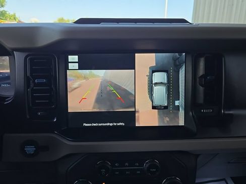 Used 2023 Ford Bronco Wildtrak AWD/4WD image 23