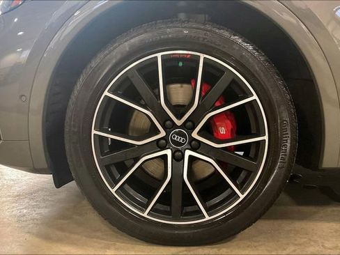 Certified 2023 Audi SQ5 Prestige w/ Prestige Package image 9