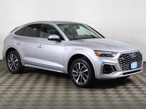 Used 2023 Audi Q5 2.0T Premium Plus w/ Premium Plus Package AWD/4WD image 2