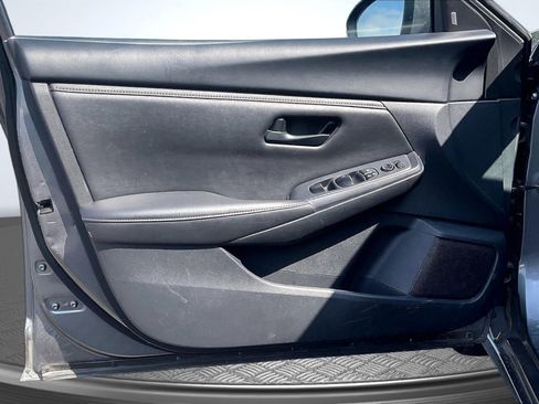 Used 2024 Nissan Sentra S FWD image 23