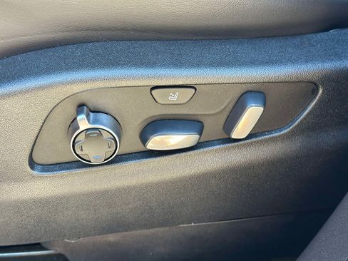 Used 2019 Cadillac XT4 Sport image 22