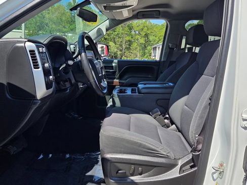 Used 2015 GMC Sierra 1500 SLE w/ SLE Value Package AWD/4WD image 9