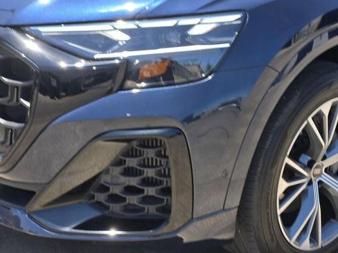Certified 2025 Audi Q8 Premium Plus AWD/4WD image 12