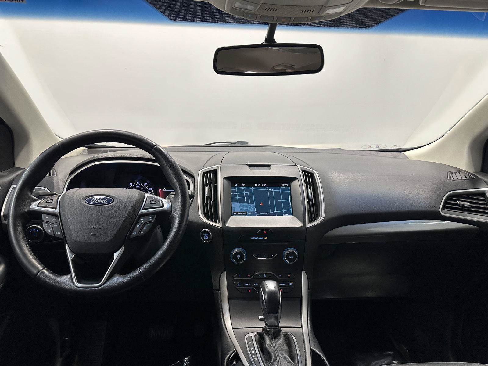 Used 2018 Ford Edge SEL w/ Equipment Group 201A AWD/4WD image 21
