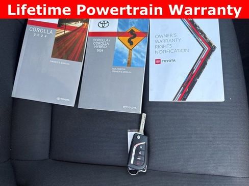 Used 2024 Toyota Corolla LE image 7
