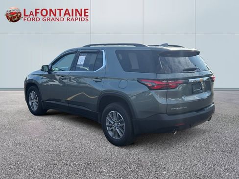 Used 2023 Chevrolet Traverse LT AWD/4WD image 5