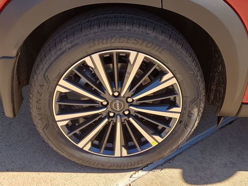 New 2026 Nissan Pathfinder Platinum image 6