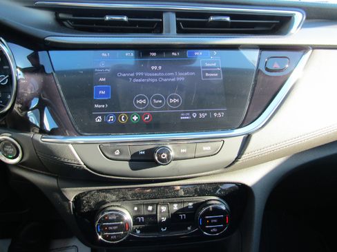 Used 2022 Buick Encore GX Essence w/ Experience Buick Package image 20